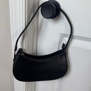 Liz Claiborne Classic Black Shoulder Bag